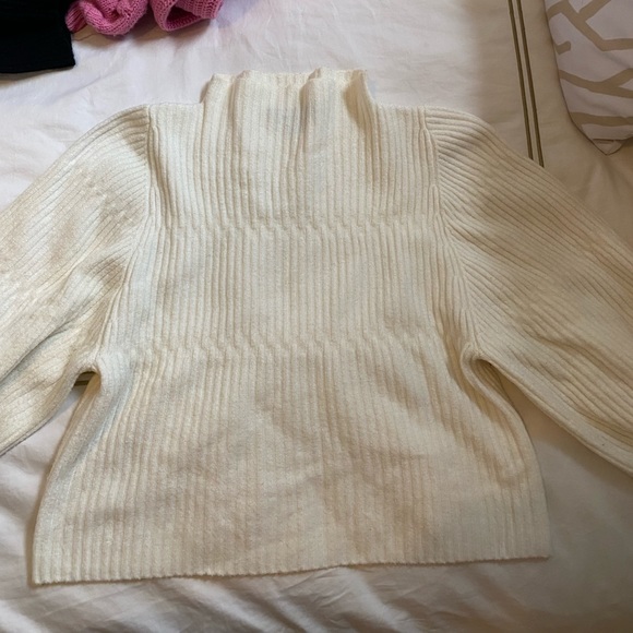 French Connection – Sophia Colorblock Balloon Sleeve Sweater white - Picture 2 of 5